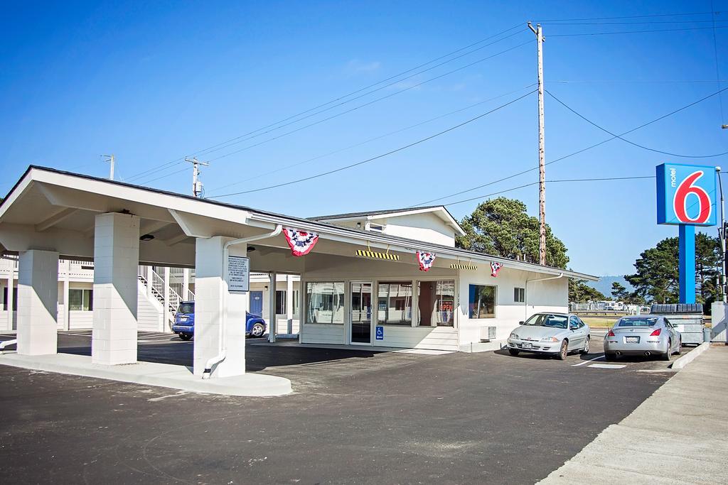 Motel 6-Crescent City, Ca מראה חיצוני תמונה